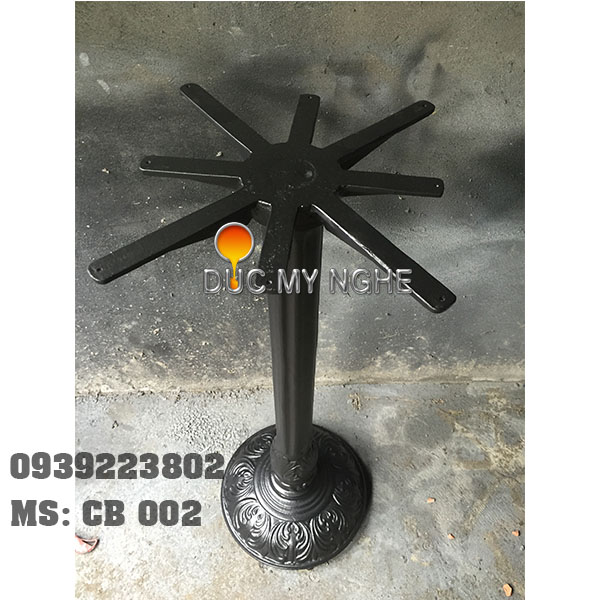 Bàn bar cafe đế tròn hoa văn gang đúc CB 002